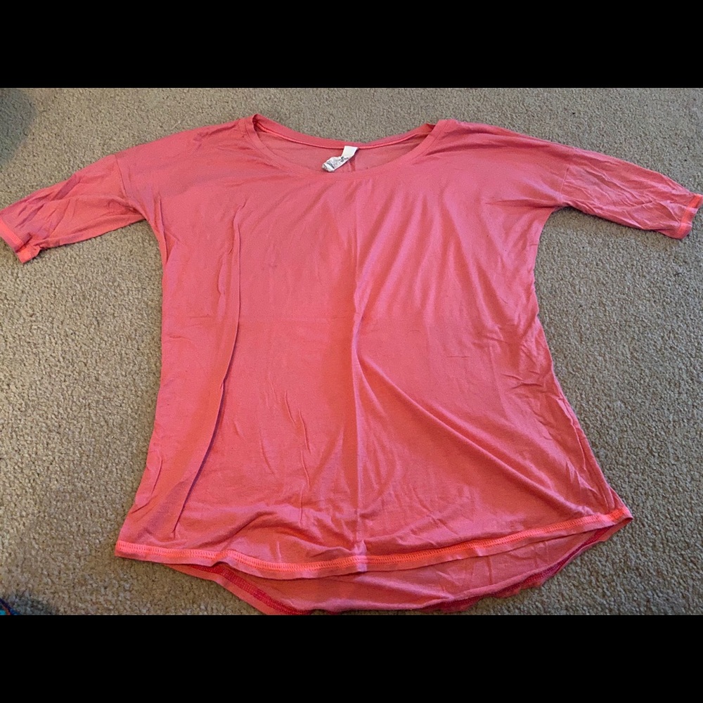 Under Armour shirt Size S